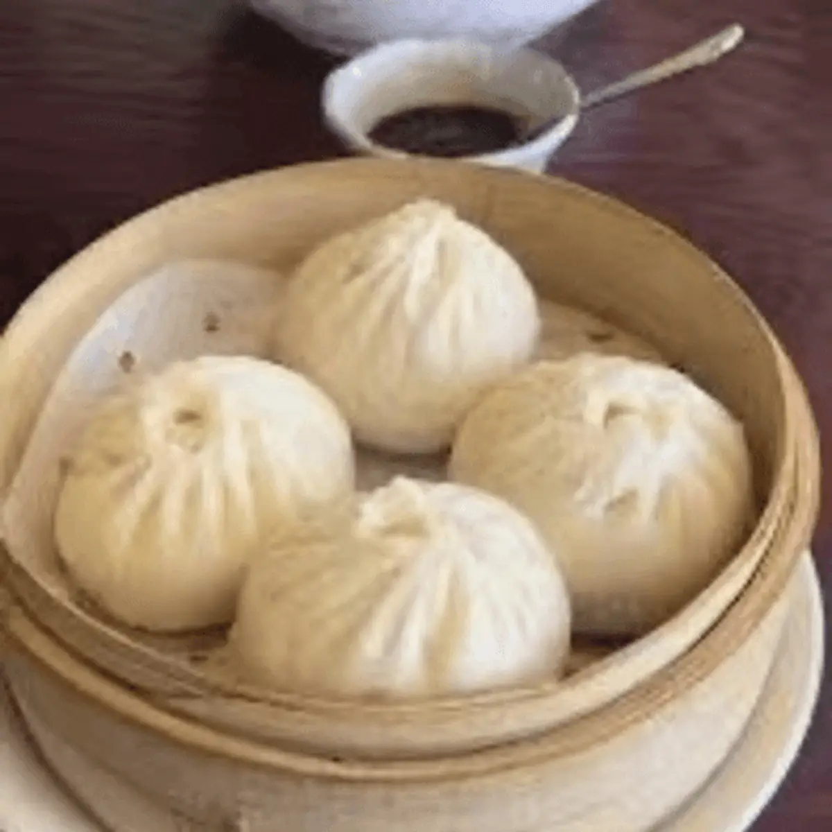Steamed Pork Bun 4 包子